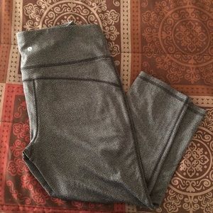 Ladies medium Capri workout pants